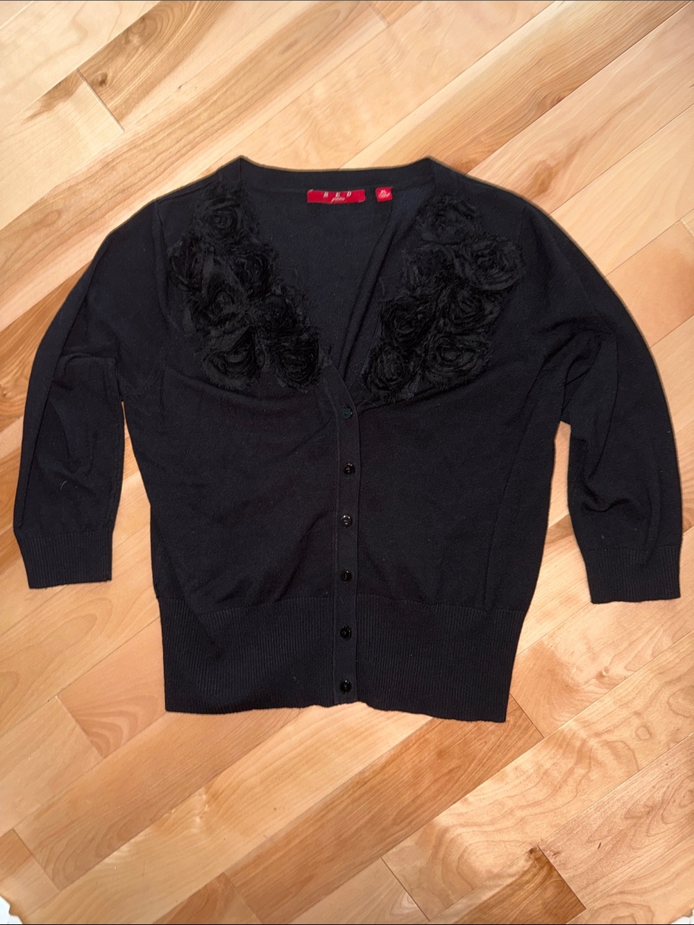 Black Floral Applique V-Neck Cardigan Sweater - M